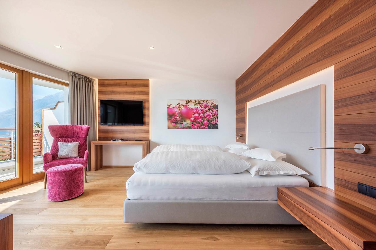 Marini'S Giardino Hotel Тироло Экстерьер фото